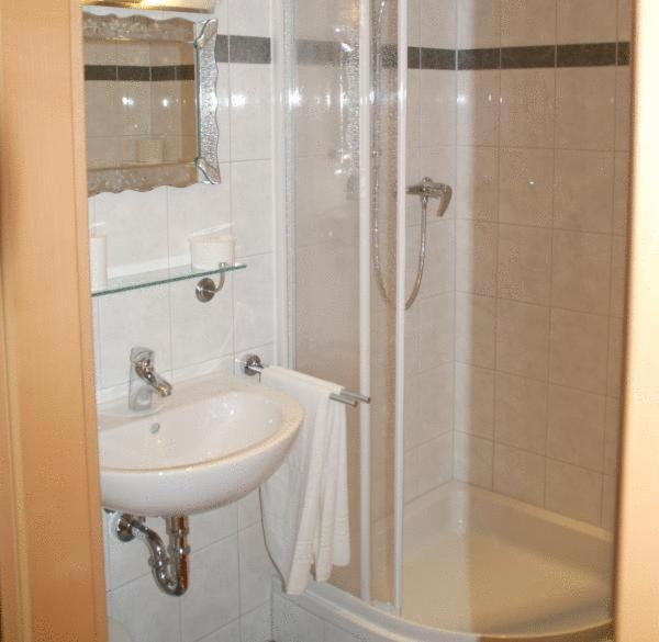 ホテル Dorfwirt Sankt Marein bei Graz 部屋 写真